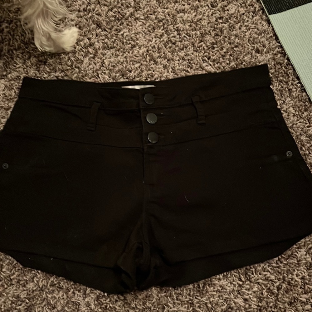 Black 3 button shorts